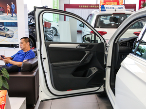 2020430 PHEV F {λ܇T