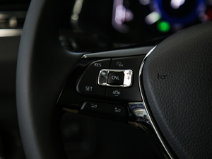 2020430 PHEV F п؅^