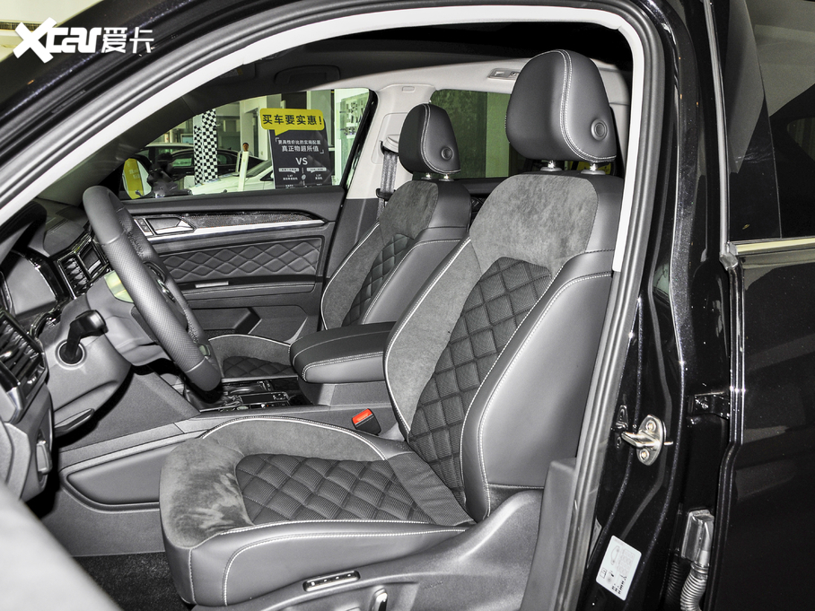 2020;X Ŀ 330TSI (q)A