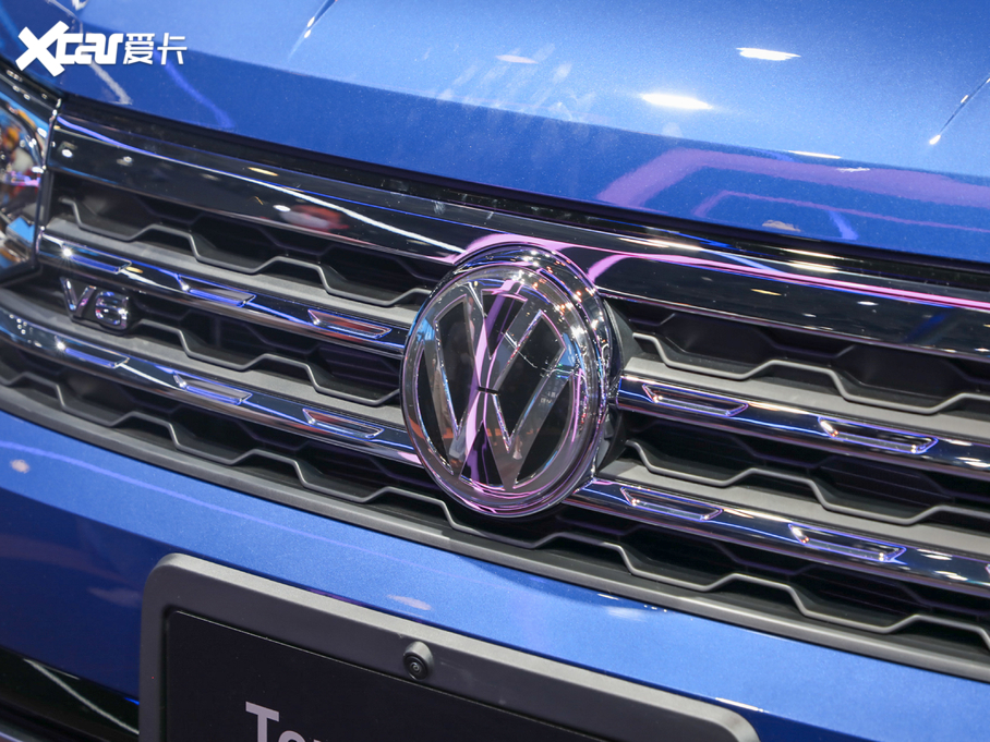 2020;X Ŀ 530 V6 (q)Ş