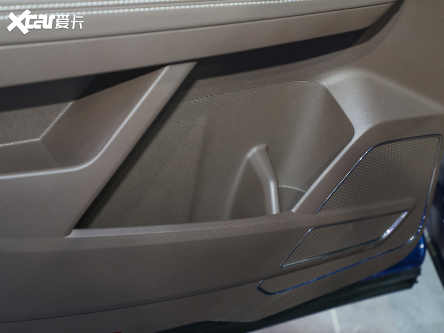 2020;X Ŀ 530 V6 Ş