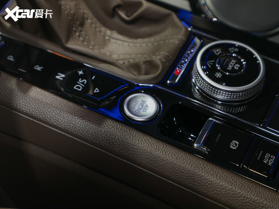 2020;X Ŀ 530 V6 Ş