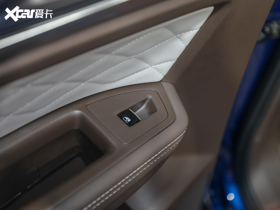 2020;X Ŀ 530 V6 Ş