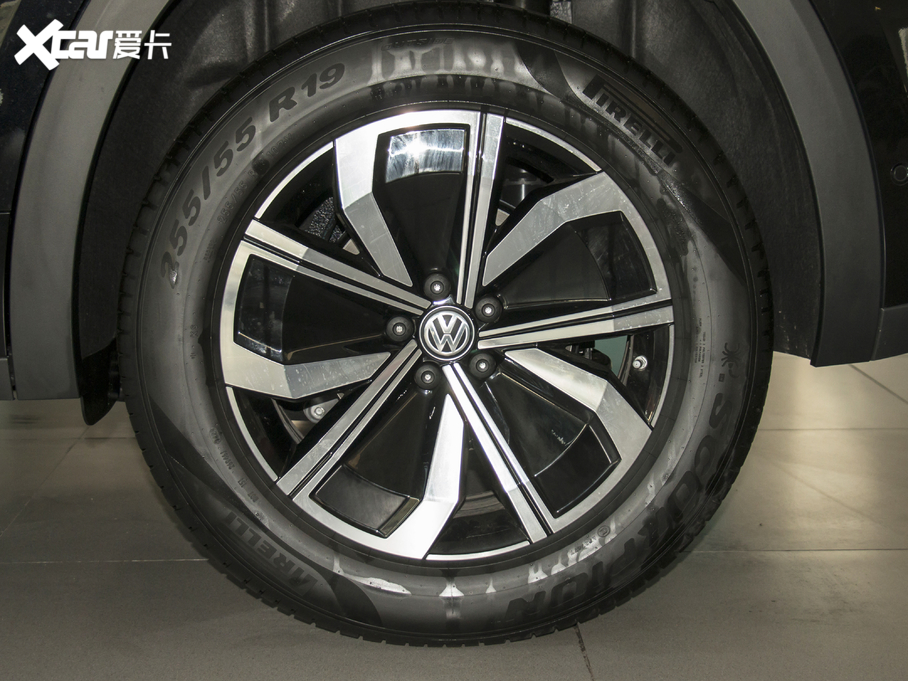 2020;X Ŀ 380TSI (q)A