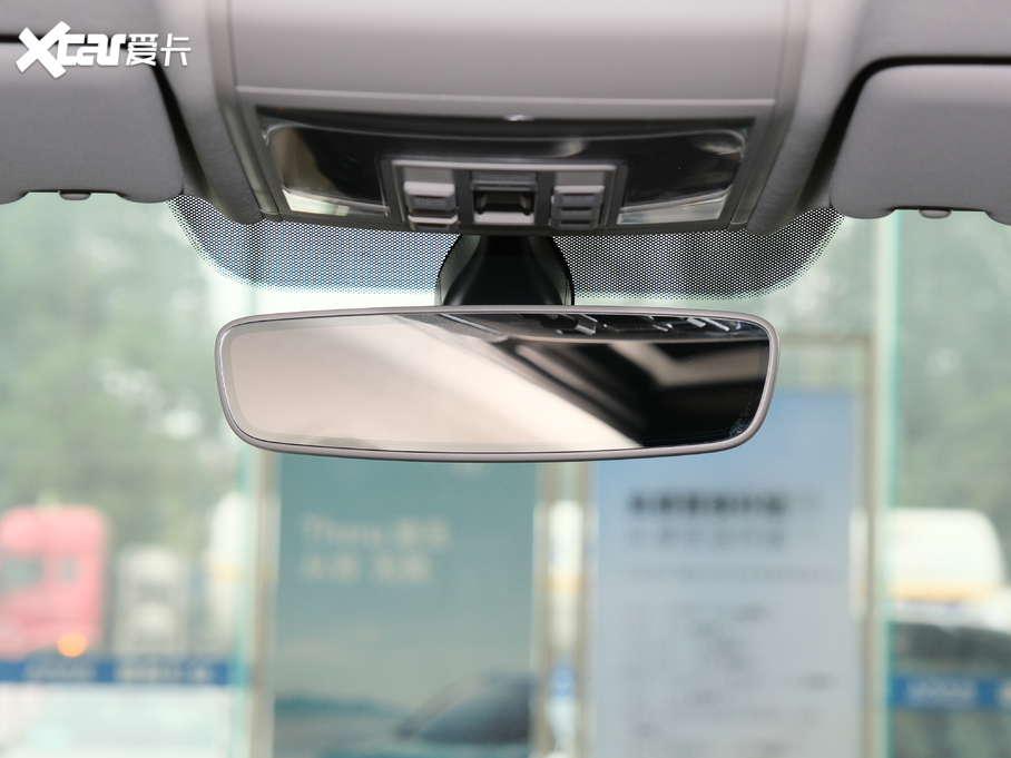 2020;X Ŀ 530 V6 (q)A