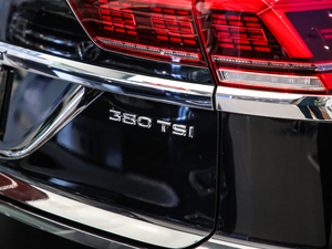 2020Ŀ 380TSI A ^