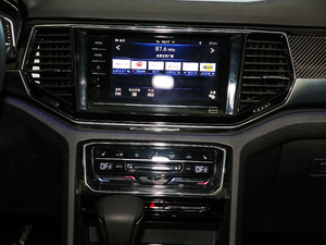 2020款改款 380TSI 四驱尊崇豪华版 中控区