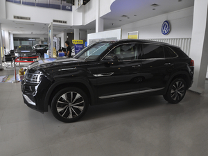 2020Ŀ 330TSI A ǰ45