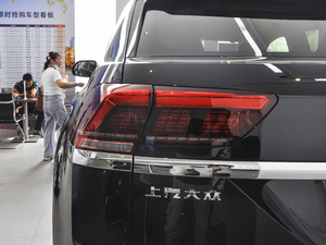 2020Ŀ 330TSI A (ji)^