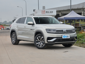 2020Ŀ 330TSI (q)A w^