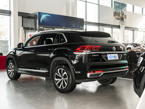 2020款改款 380TSI 四驱豪华版 左后45度