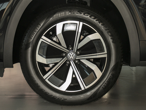 2020款改款 380TSI 四驱豪华版 轮圈