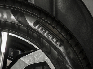 2020Ŀ 380TSI (q)A ݆̥Ʒ