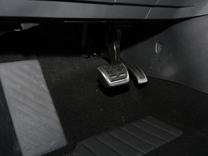 2020Ŀ 530 V6 (q)A п؅^(q)