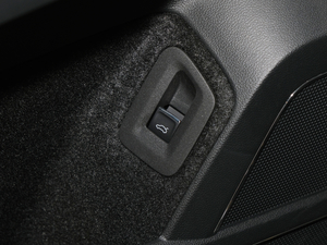 2020Ŀ 530 V6 (q)A п؅^(q)