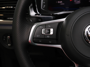 2020Ŀ 530 V6 (q)A п؅^(q)