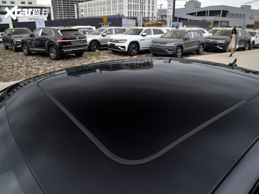 2021���x�� 380TSI ���A��