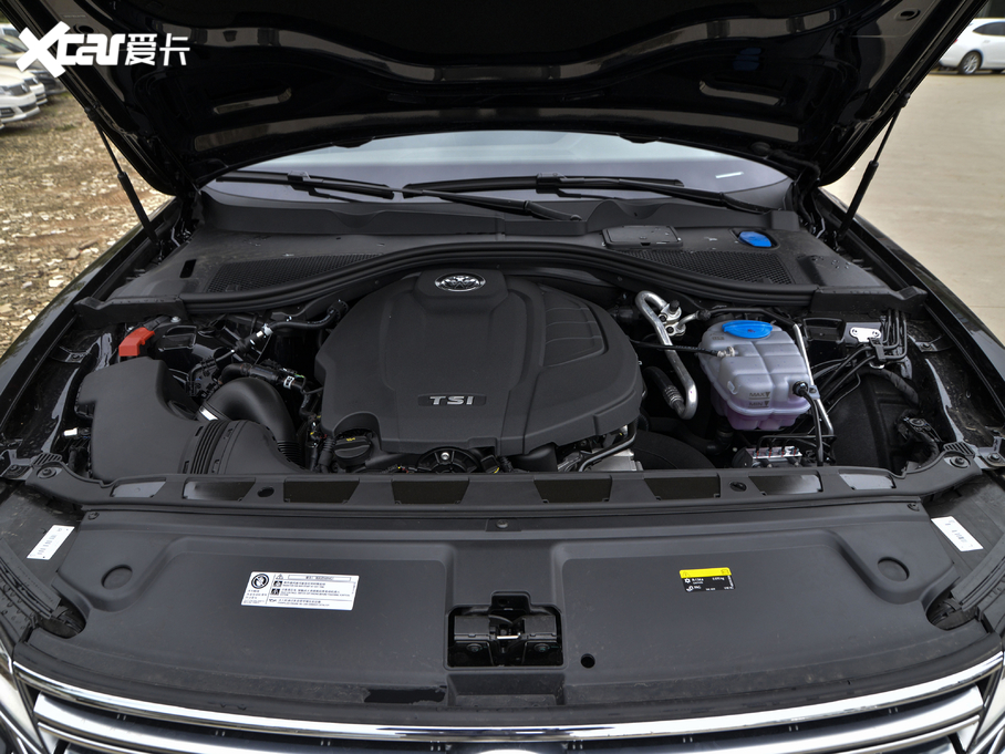 2021���x�� 380TSI ���A��