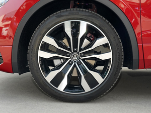 2021款380TSI 四驱尊崇旗舰版 轮圈