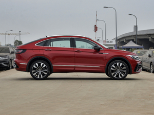2021款330TSI 两驱尊崇旗舰版 整体外观
