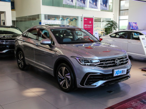 2021款330TSI 两驱越享版 整体外观