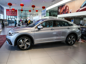 2021款330TSI 两驱越享版 整体外观
