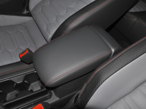 2021款380TSI 四驱旗舰版 中央扶手箱