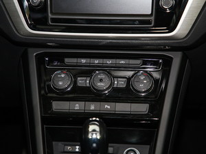 2021280TSI DSGm 7 {{