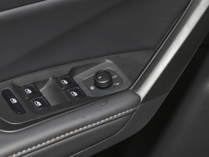 2021280TSI DSGm п؅^