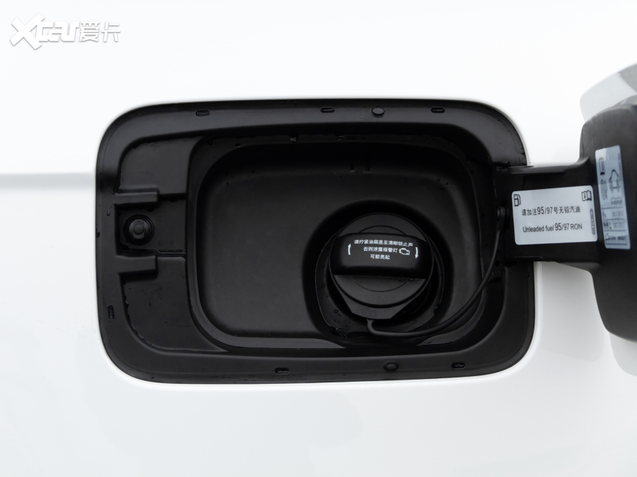 2021; 330TSI (q)APLUS