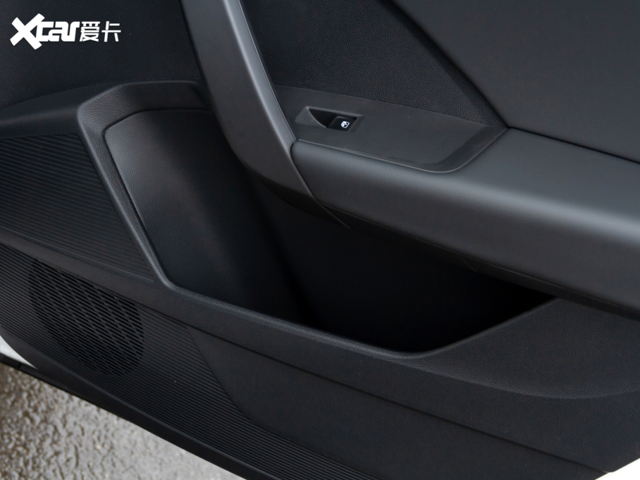 2021; 330TSI (q)APLUS