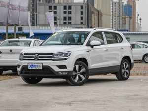 2021款280TSI 舒适版 左前45度