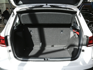 2021款280TSI 豪华版PLUS 行李厢空间