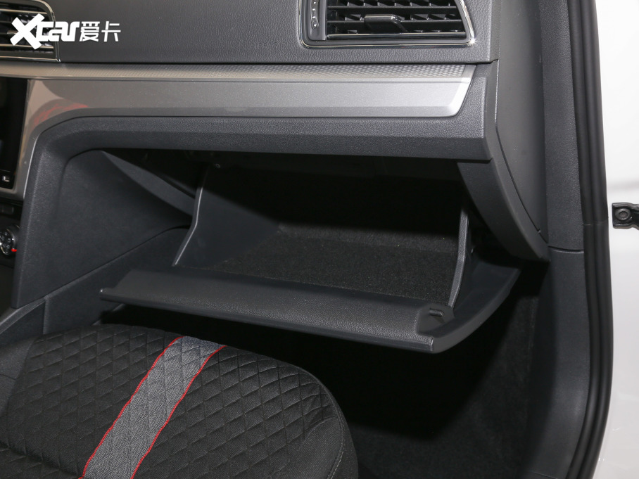 2021 230TSI DSGL(fng)а