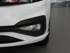 2021款230TSI DSG风尚版 前雾灯
