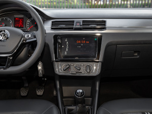 2021款1.5L 手动舒适版 中控台