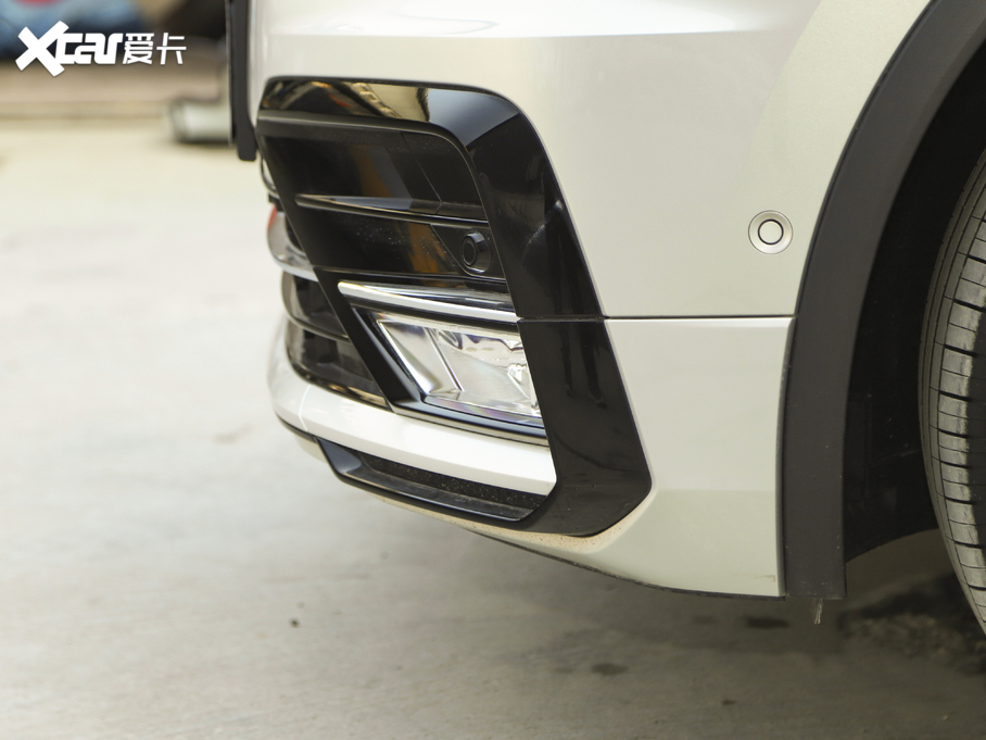 2021;^L 330TSI Խ R-Line