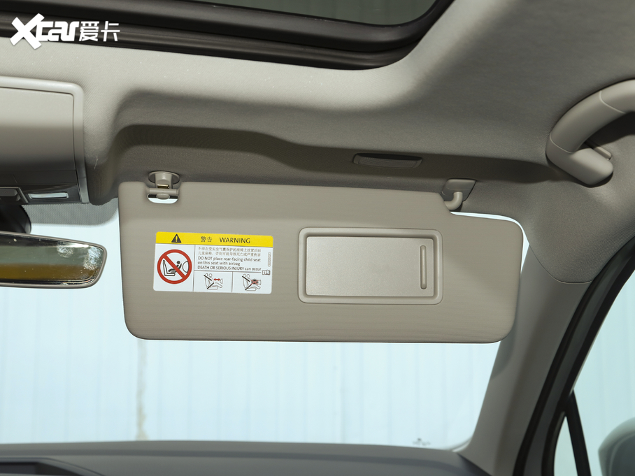 2021;^L 330TSI Խ R-Line