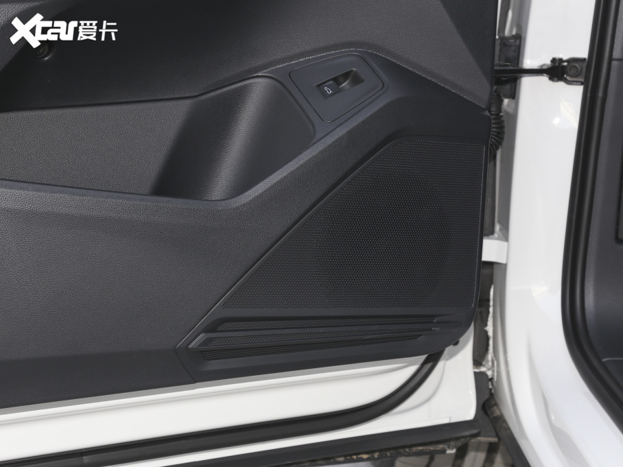 2021;^L 380TSI Խ R-Line 7