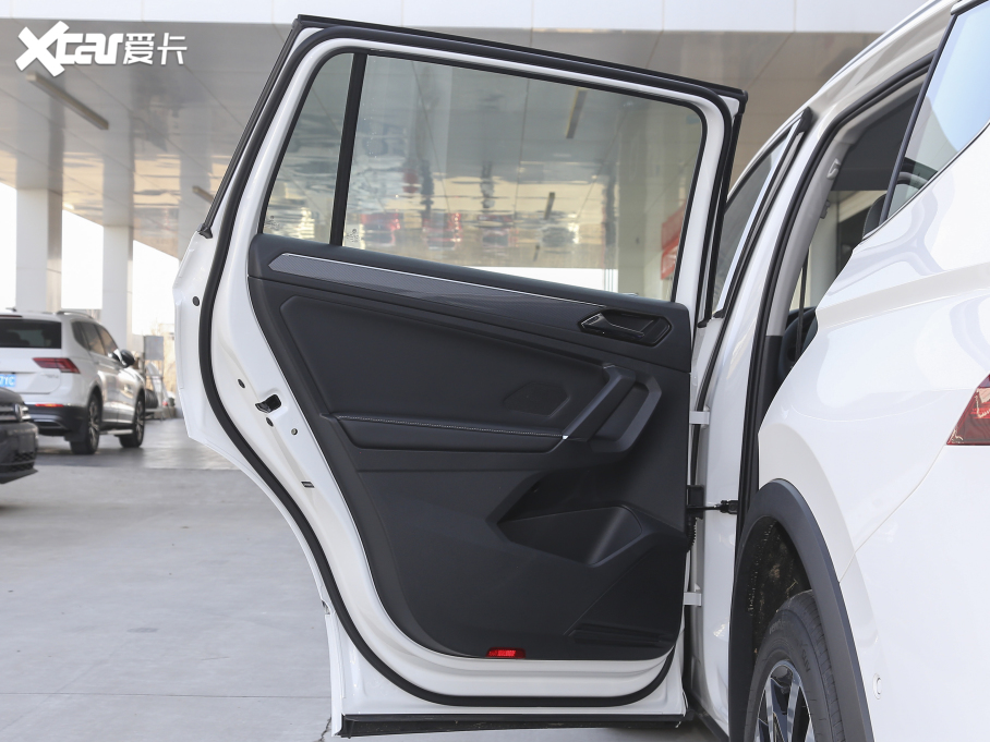 2021;^L 380TSI Խ R-Line 7