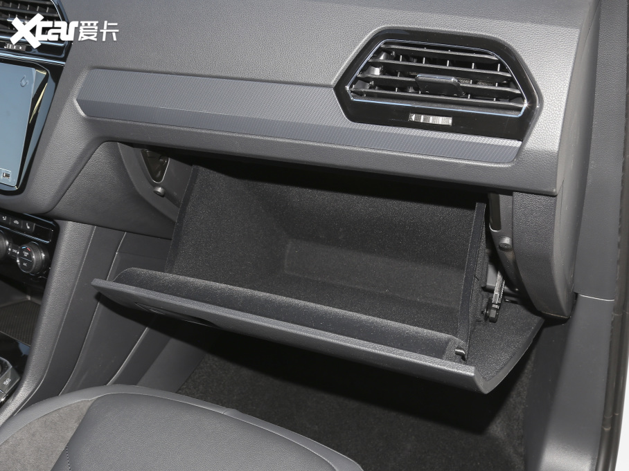 2021;^L 380TSI Խ R-Line 7