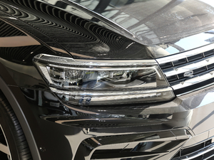 2021330TSI Ş  R-Line ^