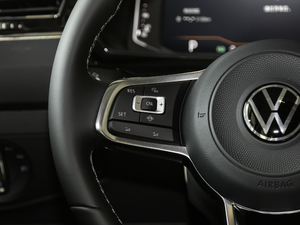 2021330TSI Ş  R-Line п؅^(q)