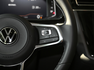 2021330TSI Ş  R-Line п؅^(q)