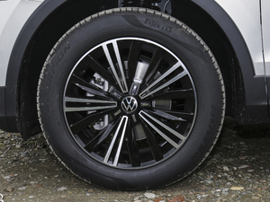 2021款330TSI 智享版 轮圈