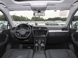 2021款330TSI 智享版 内饰全景