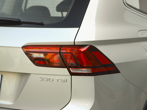 2021330TSI Խ R-Line ^