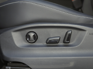 2021330TSI Խ R-Line {{(dio)(ji)