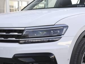 2021380TSI Խ R-Line 7 ^