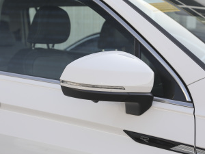 2021380TSI Խ R-Line 7 ^